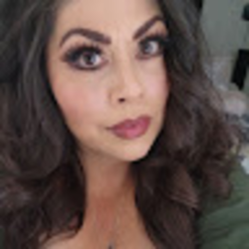 Meet your Posher, Toni